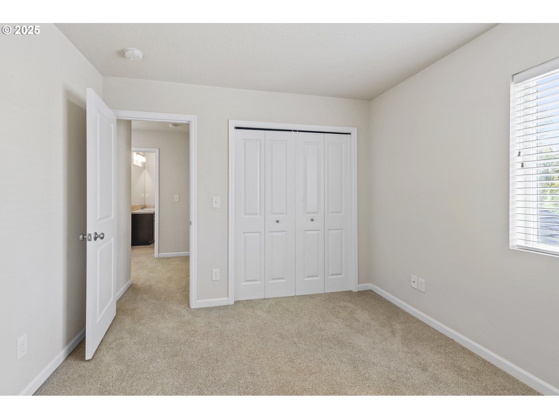 Ridgefield, Washington, 98642, United States, 4 Bedrooms Bedrooms, ,2 BathroomsBathrooms,Residential,For Sale,1970691