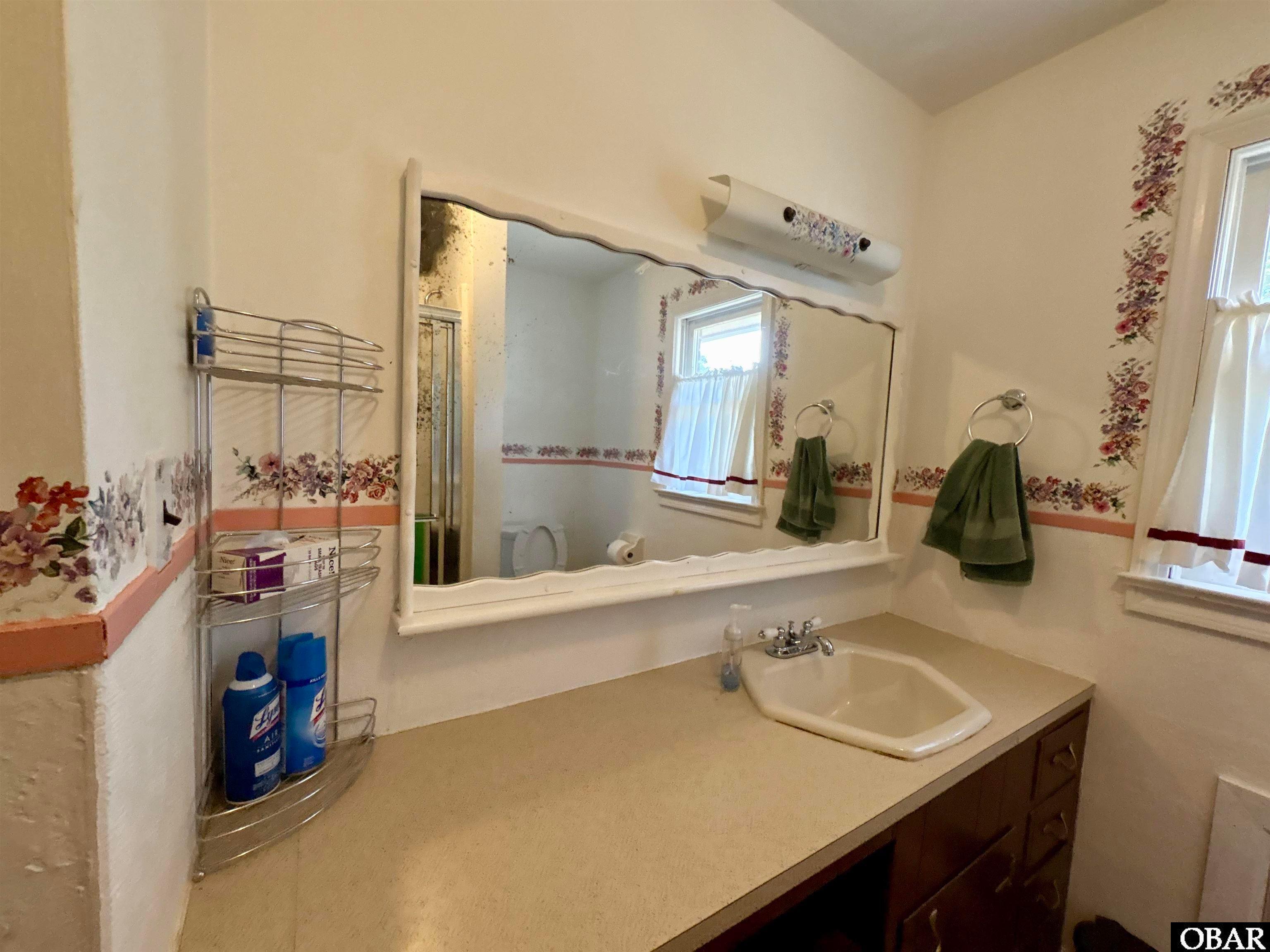 Kill Devil Hills, North Carolina, 27948-8406, United States, 3 Bedrooms Bedrooms, ,3 BathroomsBathrooms,Residential,For Sale,1959327