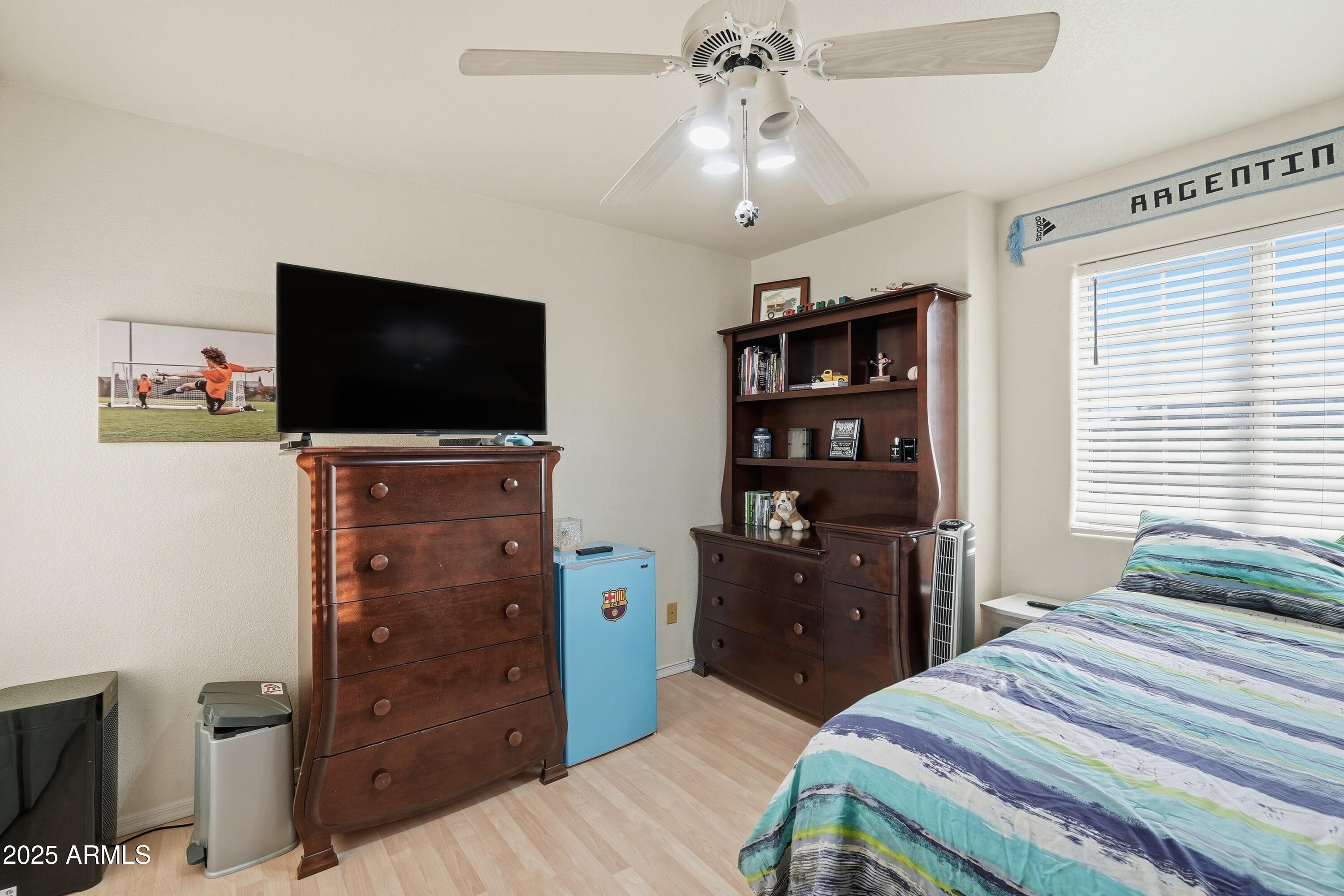 Phoenix, Arizona, 85044, United States, 4 Bedrooms Bedrooms, ,3 BathroomsBathrooms,Residential,For Sale,1993107