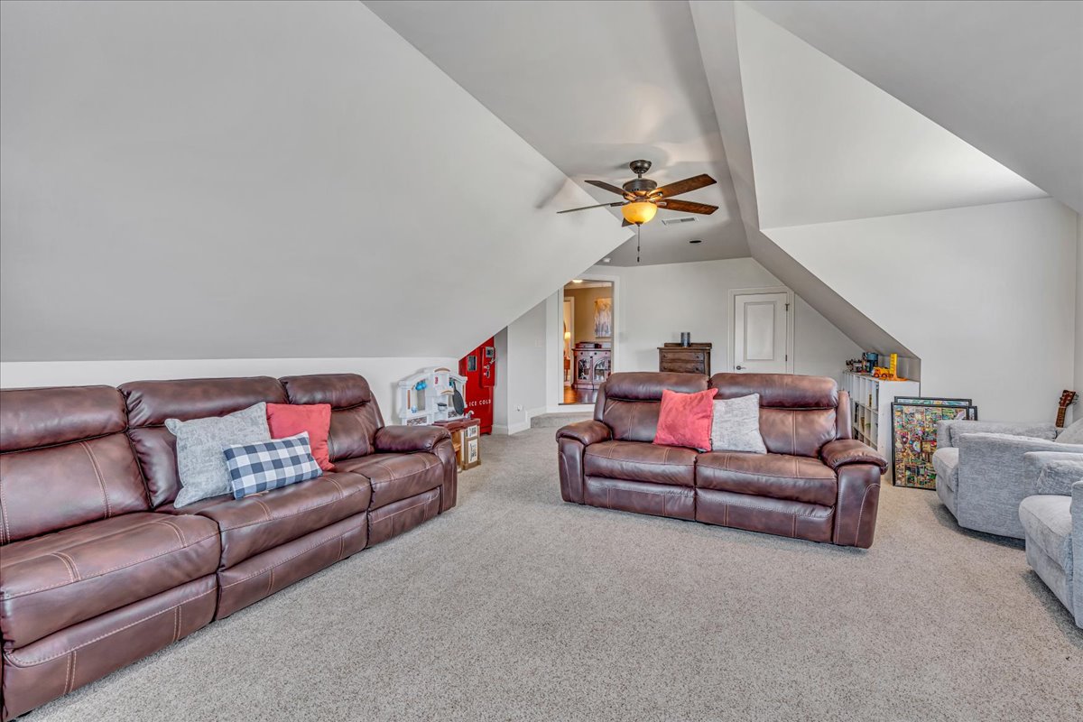 Murfreesboro, Tennessee, 37128, United States, 4 Bedrooms Bedrooms, ,4 BathroomsBathrooms,Residential,For Sale,1921646