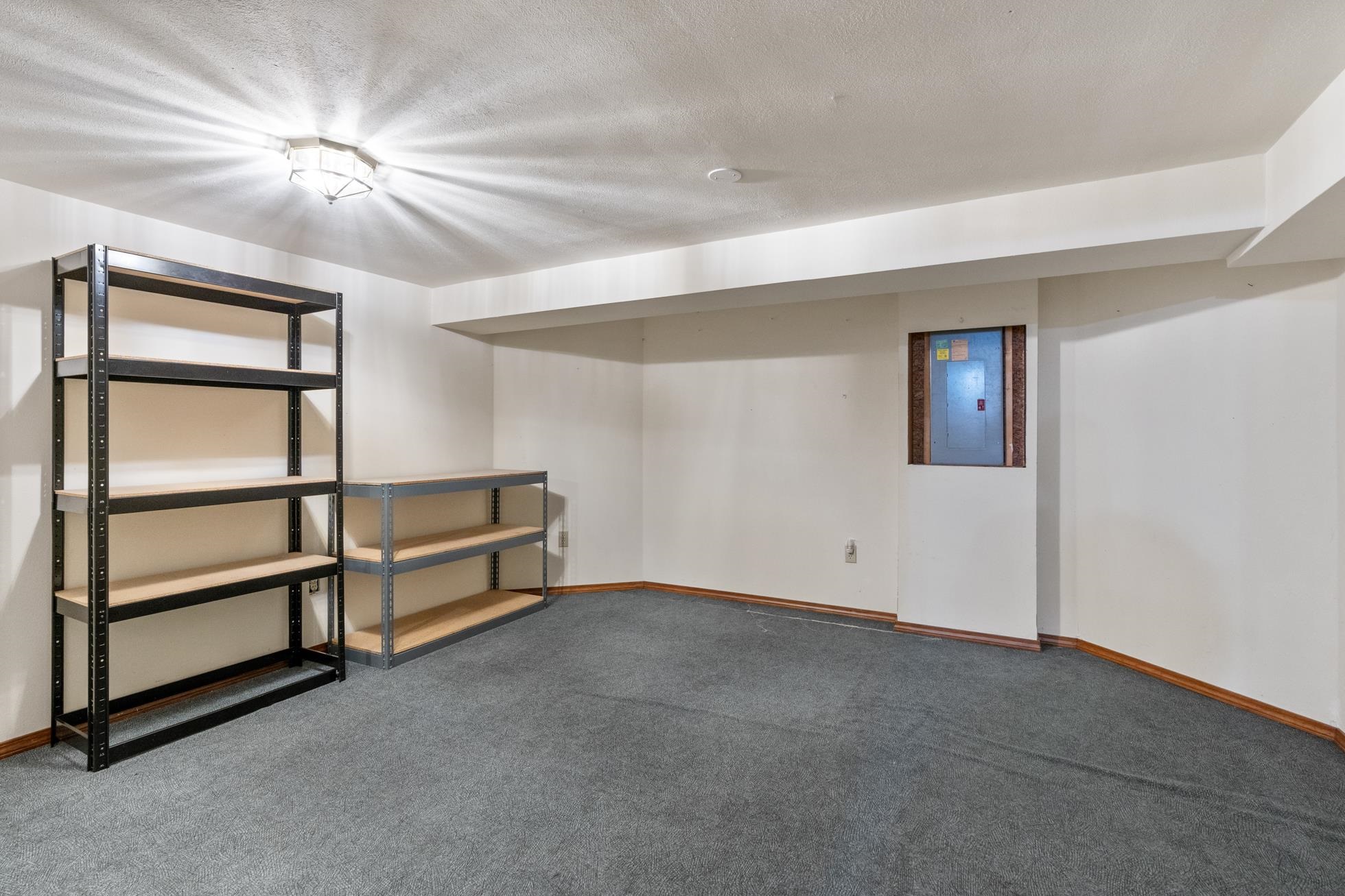 Spokane Valley, Washington, 99212, United States, 3 Bedrooms Bedrooms, ,3 BathroomsBathrooms,Residential,For Sale,1920906