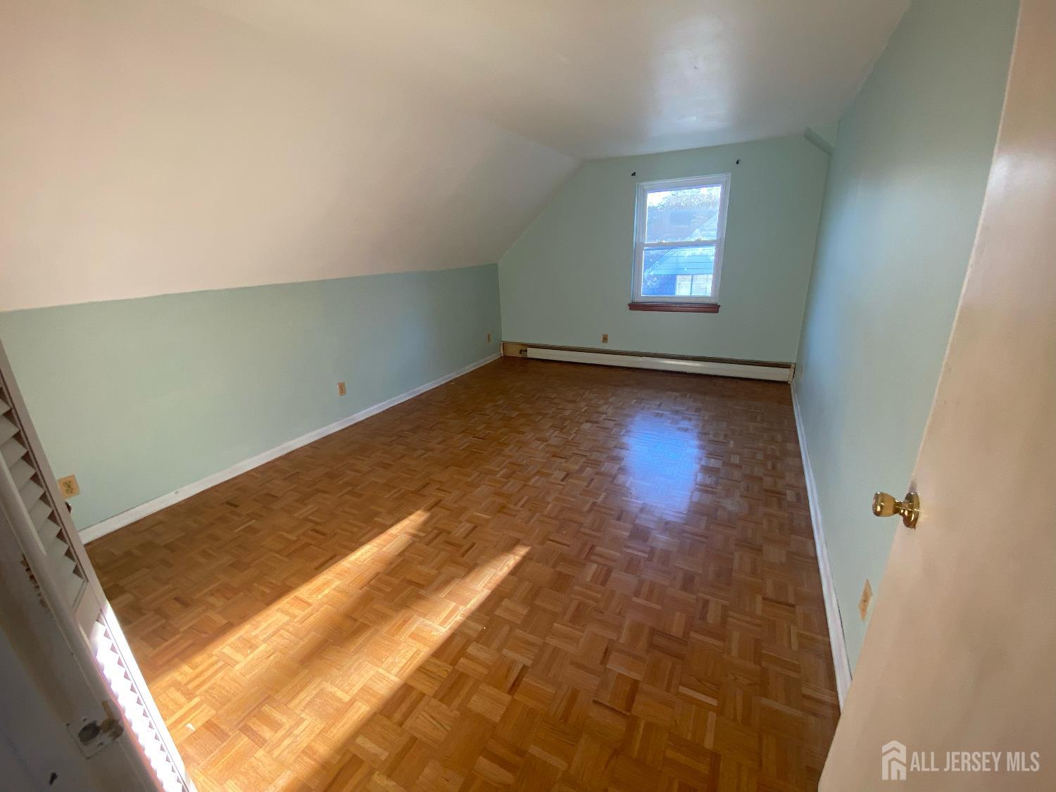 East Brunswick, New Jersey, 08816, United States, 5 Bedrooms Bedrooms, ,2 BathroomsBathrooms,Residential,For Sale,1956516