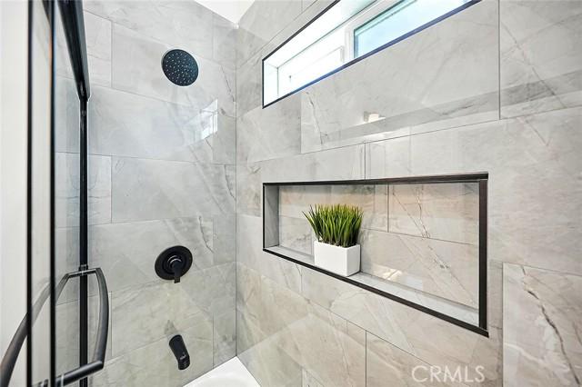 Paramount, California, 90723, United States, ,Residential,For Sale,1936983