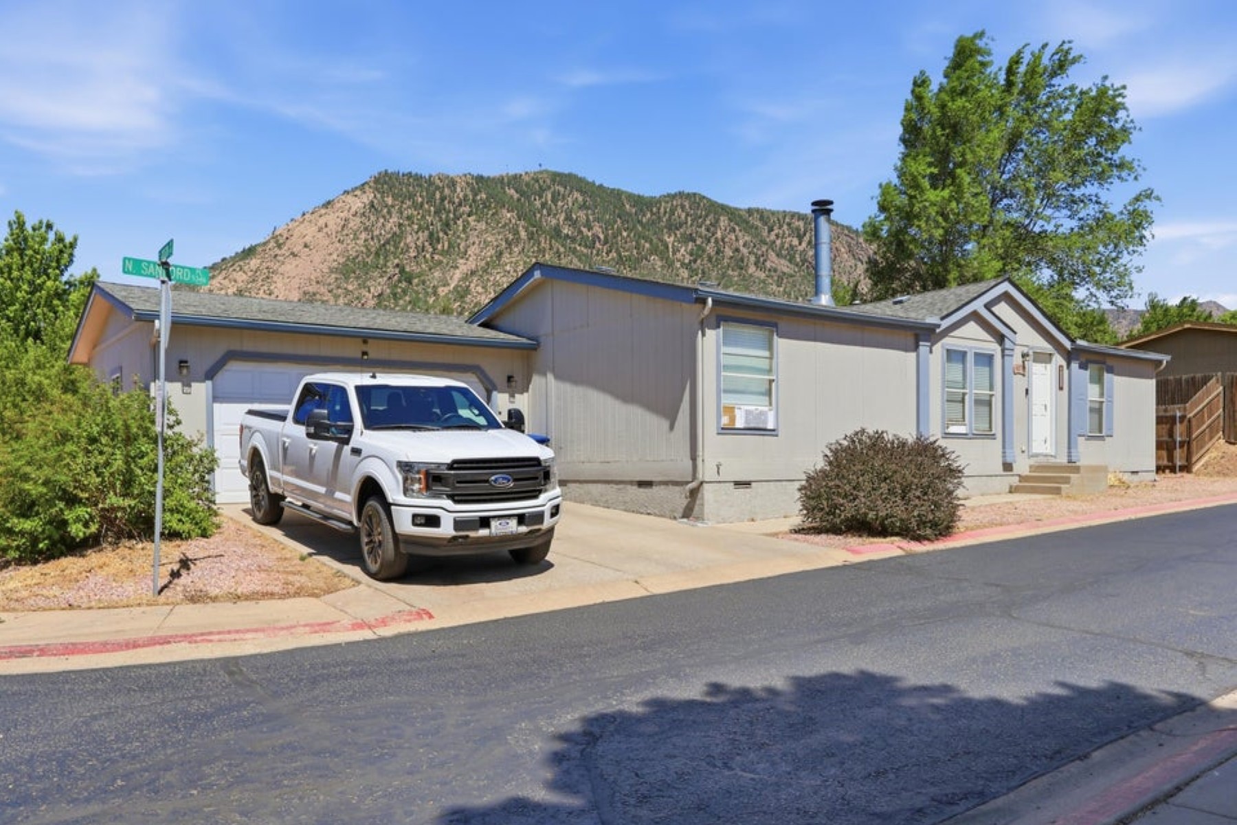  4896 E Gibson Avenue ¦Flagstaff, AZ - 物件實景