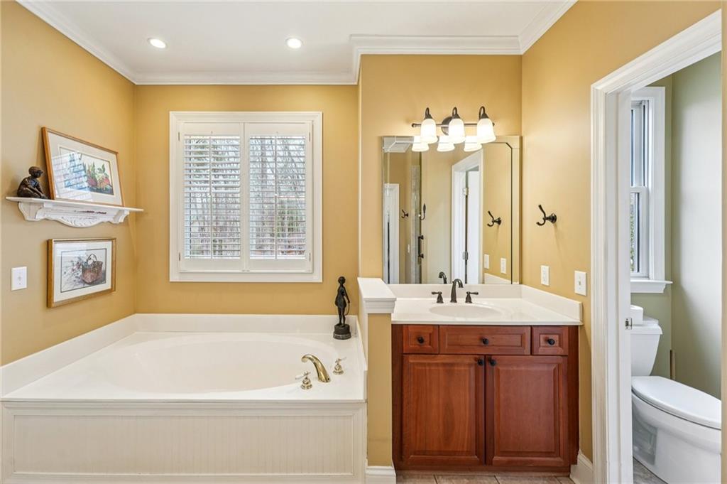 Big Canoe, Georgia, 30143, United States, 4 Bedrooms Bedrooms, ,4 BathroomsBathrooms,Residential,For Sale,2031127