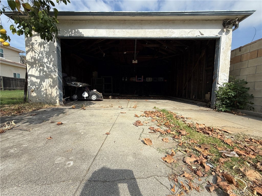 Rosemead, California, 91770, United States, 3 Bedrooms Bedrooms, ,2 BathroomsBathrooms,Residential,For Sale,1987759