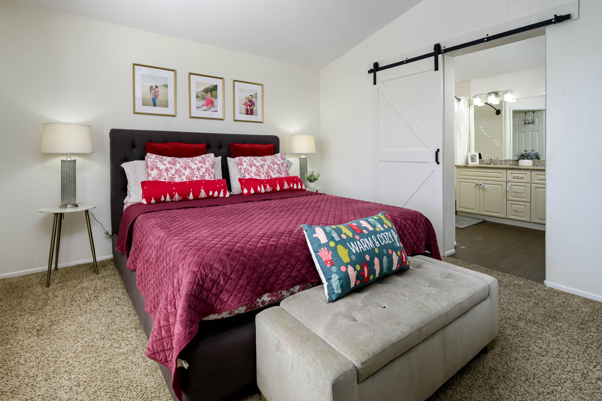 Corona, California, 92879, United States, 2 Bedrooms Bedrooms, ,3 BathroomsBathrooms,Residential,For Sale,2008178