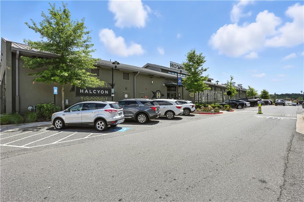 Alpharetta, Georgia, 30005, United States, 3 Bedrooms Bedrooms, ,3 BathroomsBathrooms,Residential,For Sale,1907831