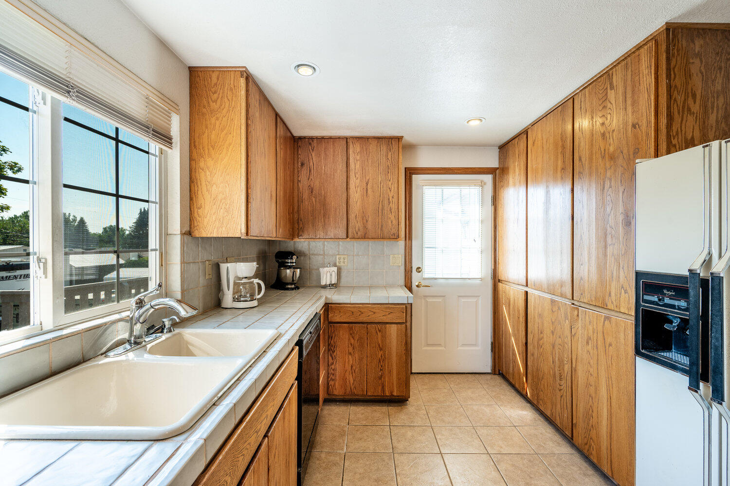 Sheridan, Wyoming, 82801, United States, 3 Bedrooms Bedrooms, ,3 BathroomsBathrooms,Residential,For Sale,1939010