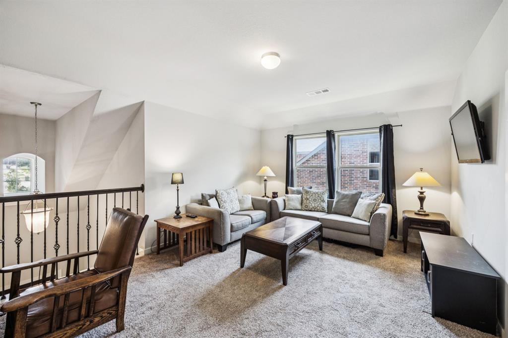 Wylie, Texas, 75098, United States, 5 Bedrooms Bedrooms, ,3 BathroomsBathrooms,Residential,For Sale,1957261