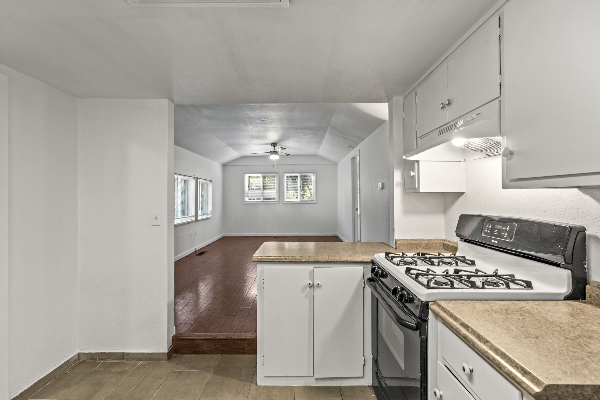  11 Lukens Pl. Angwin, CA. - 物件實景