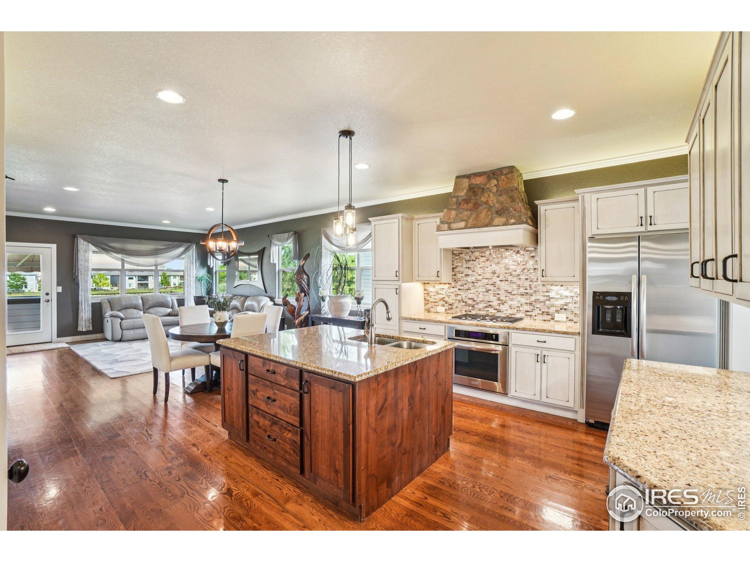 Windsor, Colorado, 80550, United States, 5 Bedrooms Bedrooms, ,3 BathroomsBathrooms,Residential,For Sale,1906749