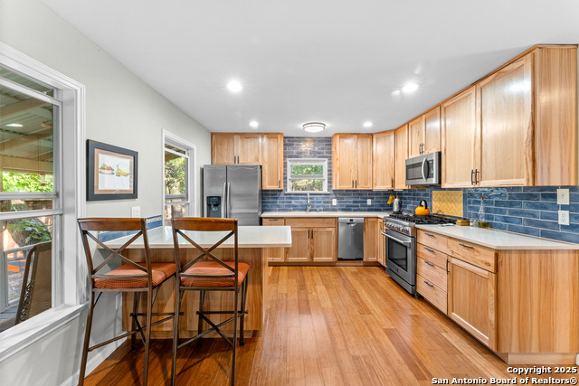 Seguin, Texas, 78155, United States, ,2 BathroomsBathrooms,Residential,For Sale,1983192