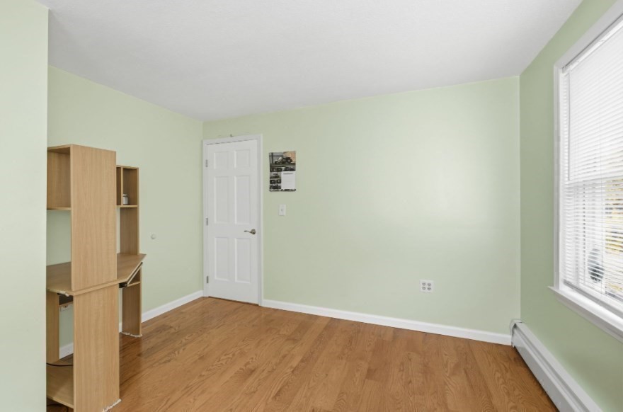 Lowell, Massachusetts, 01852, United States, 3 Bedrooms Bedrooms, ,3 BathroomsBathrooms,Residential,For Sale,2001570