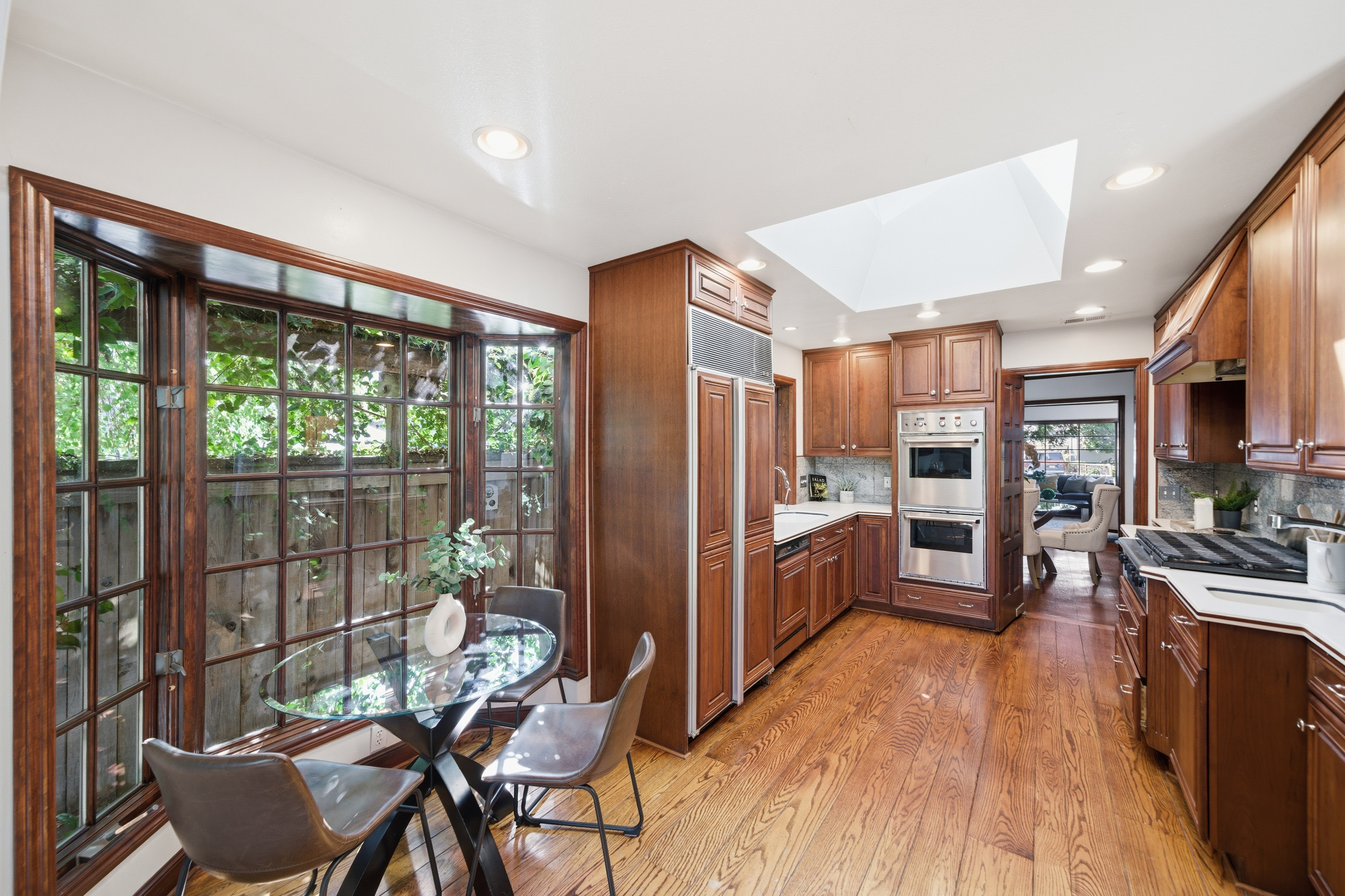  Fantastic San Carlos Location - 物件實景