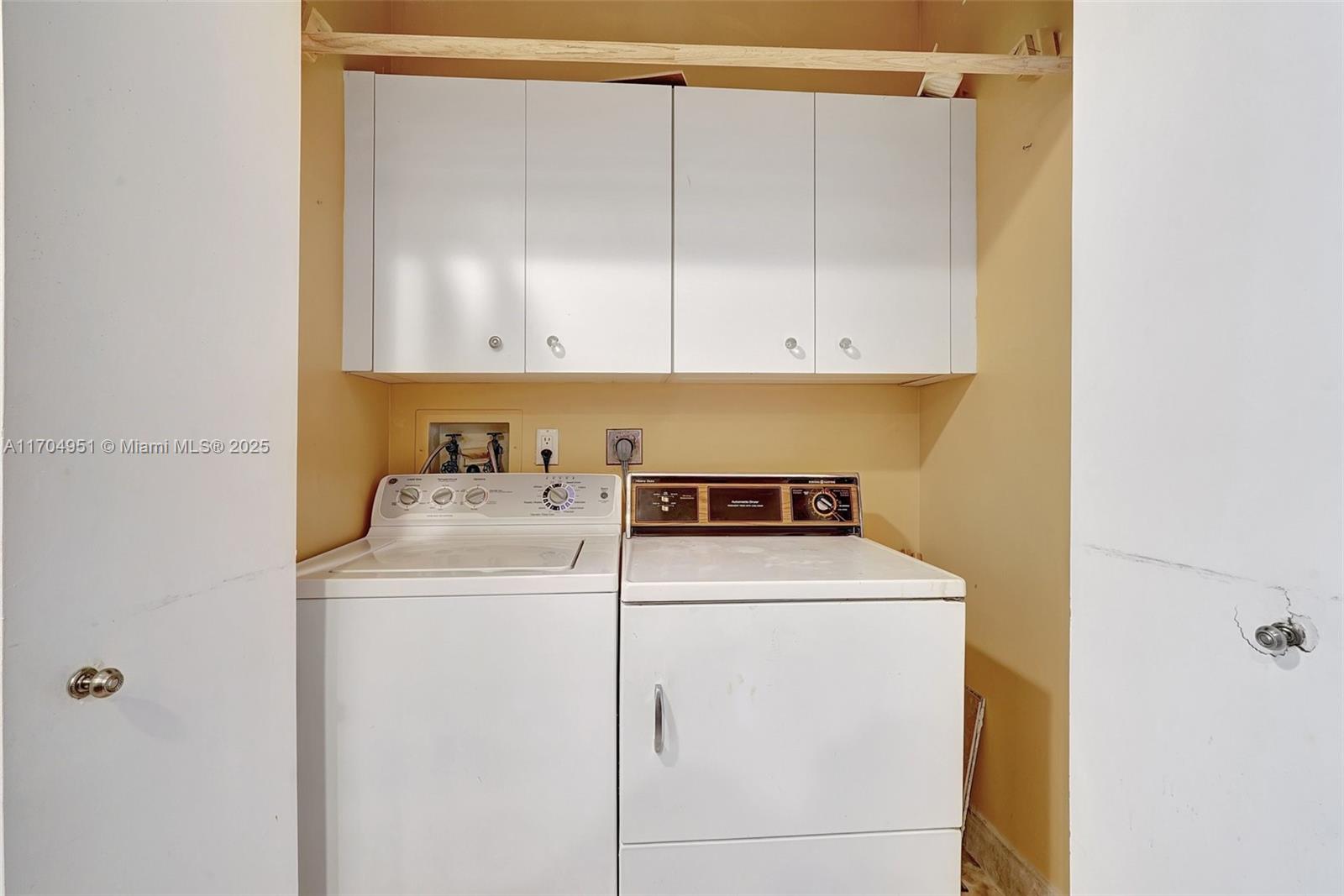 20281 E Country Club Dr Unit 2104, Aventura, Florida, 33180, United States, 2 Bedrooms Bedrooms, ,2 BathroomsBathrooms,Residential,For Sale,20281 E Country Club Dr Unit 2104,1668200