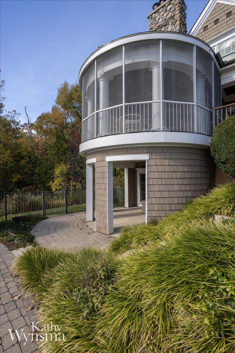 East Grand Rapids, Michigan, 49506, United States, 5 Bedrooms Bedrooms, ,5 BathroomsBathrooms,Residential,For Sale,1933647
