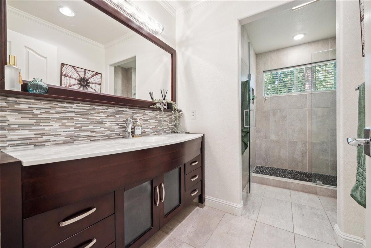 Grass Valley, California, 95945, United States, 4 Bedrooms Bedrooms, ,3 BathroomsBathrooms,Residential,For Sale,1831917