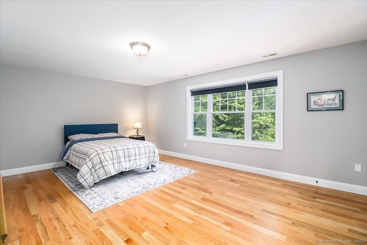New Milford, Connecticut, 06776, United States, 2 Bedrooms Bedrooms, ,3 BathroomsBathrooms,Residential,For Sale,1875818