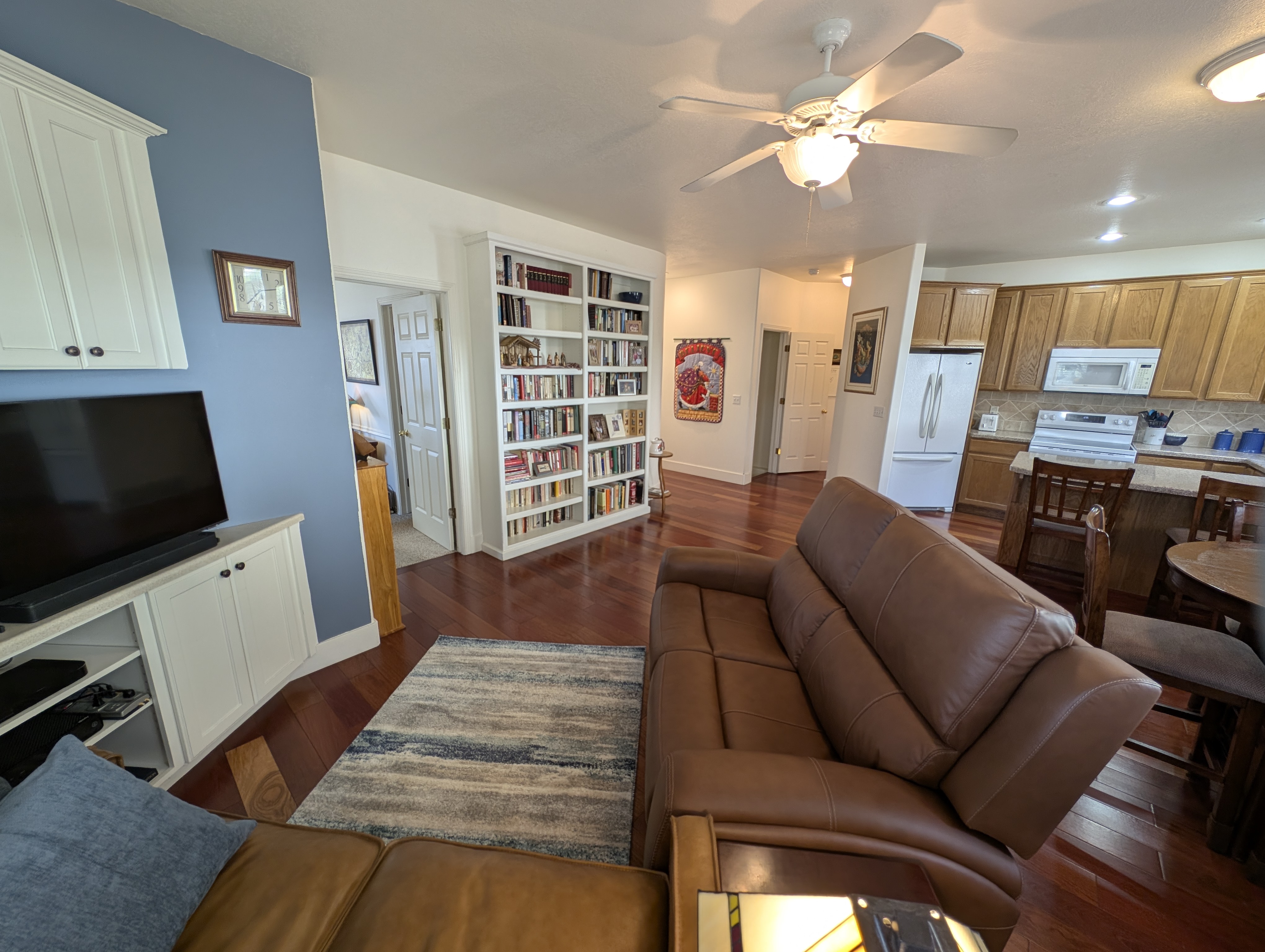 Provo, Utah, 84606, United States, 5 Bedrooms Bedrooms, ,2 BathroomsBathrooms,Residential,For Sale,2002549