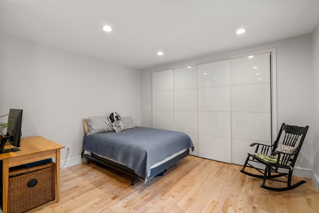 Needham, Massachusetts, 02494, United States, 4 Bedrooms Bedrooms, ,6 BathroomsBathrooms,Residential,For Sale,1995661