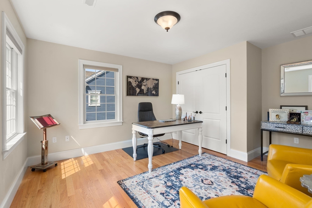 Needham, Massachusetts, 02492, United States, 5 Bedrooms Bedrooms, ,5 BathroomsBathrooms,Residential,For Sale,1850362