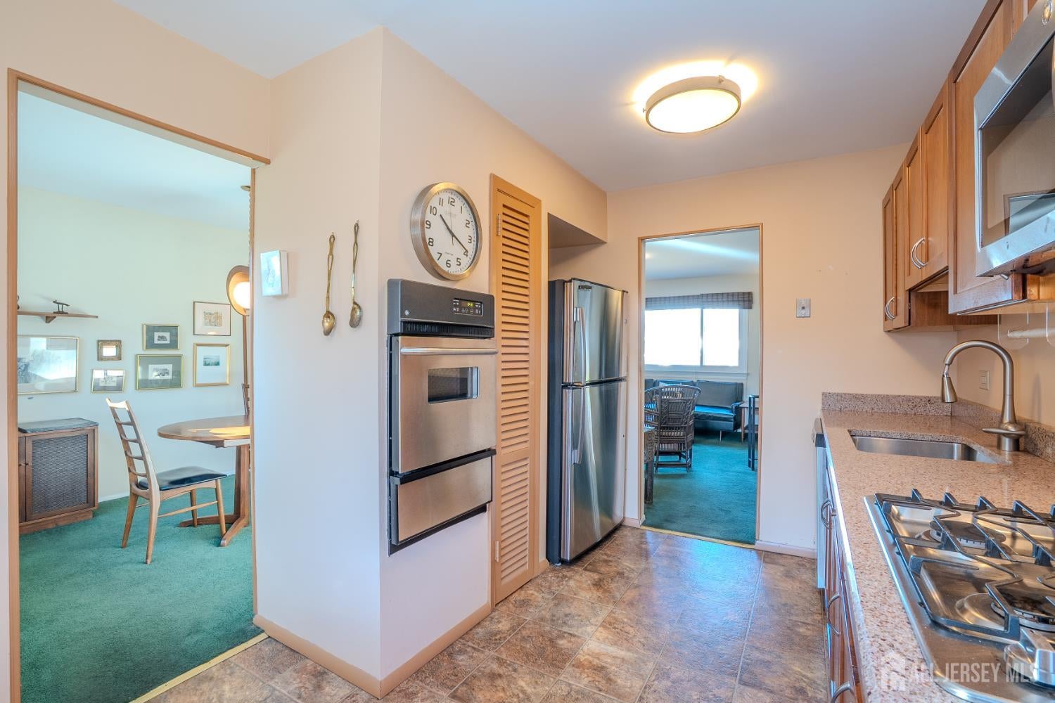 Franklin Twsp, New Jersey, 08873, United States, 4 Bedrooms Bedrooms, ,3 BathroomsBathrooms,Residential,For Sale,2005742