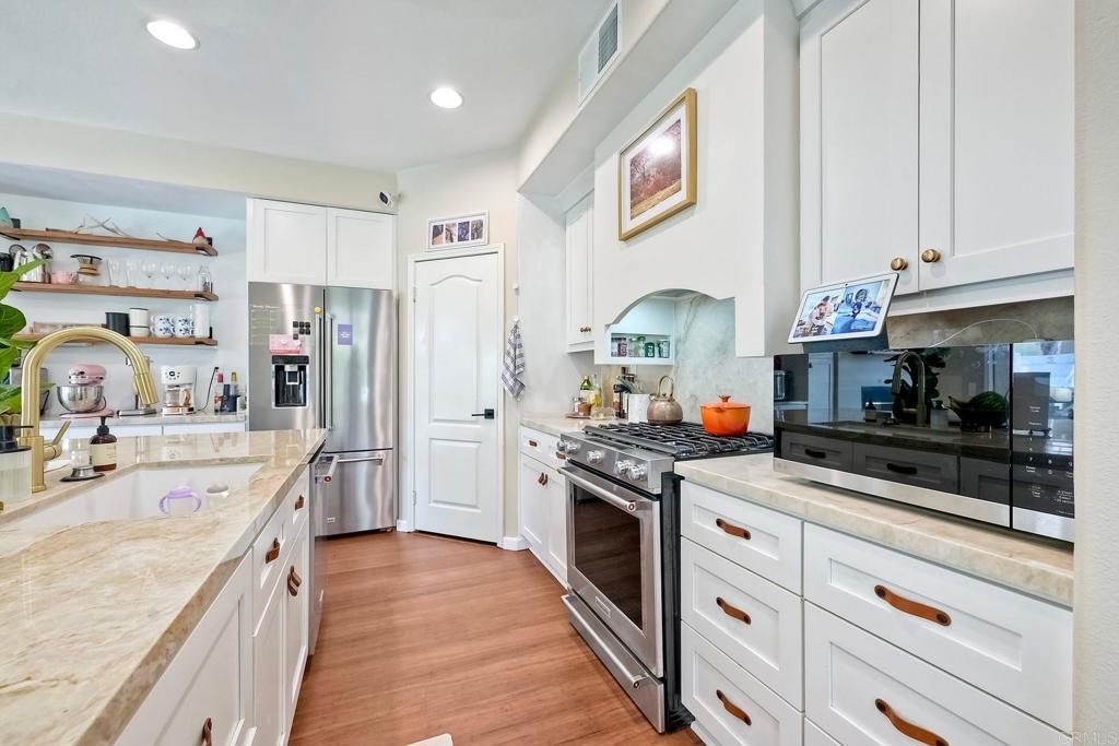 Temecula, California, 92591, United States, 4 Bedrooms Bedrooms, ,3 BathroomsBathrooms,Residential,For Sale,1919463