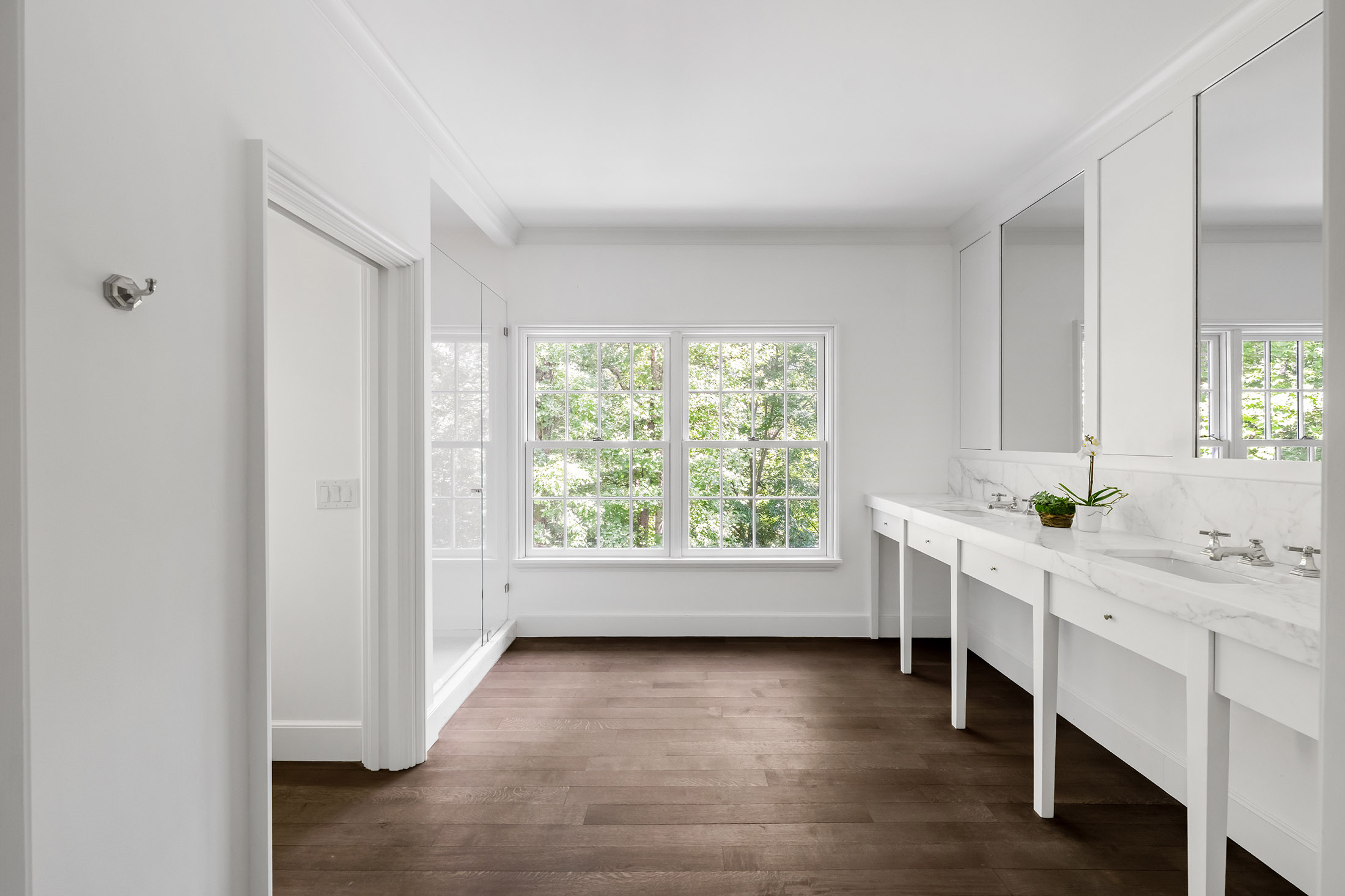  Timeless Architecture and Modern Livability Converge in Tuxedo Park Home - 物件實景