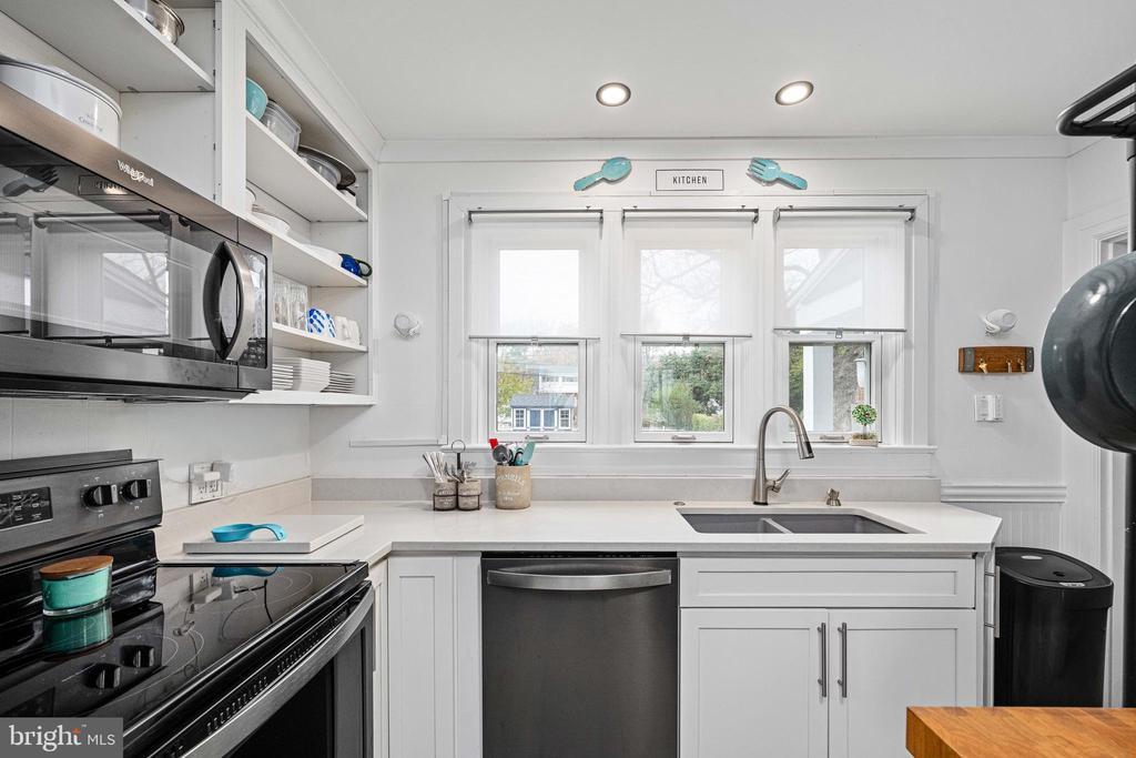 Fredericksburg, Virginia, 22401, United States, 3 Bedrooms Bedrooms, ,3 BathroomsBathrooms,Residential,For Sale,1993383