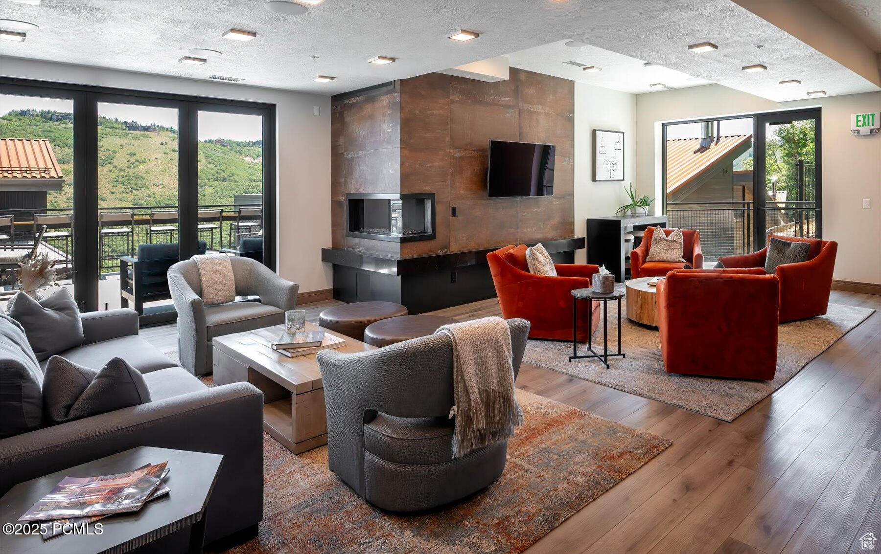 Park City, Utah, 84060, United States, 2 Bedrooms Bedrooms, ,2 BathroomsBathrooms,Residential,For Sale,1989622