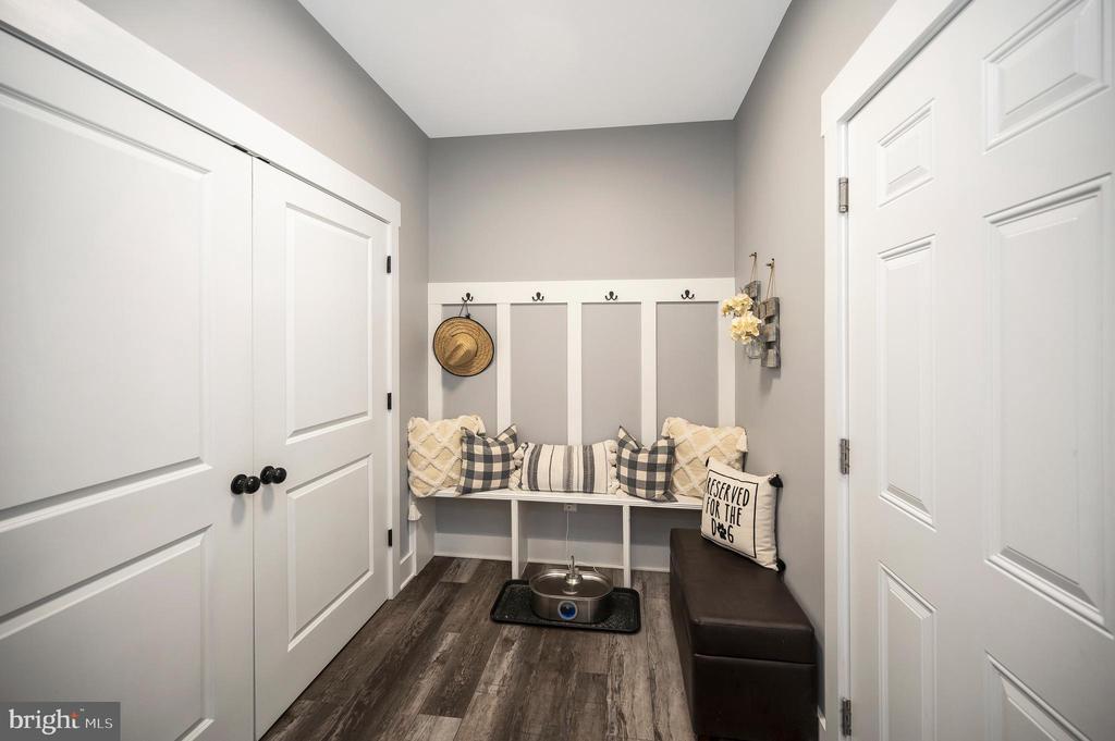 Bealeton, Virginia, 22712, United States, 4 Bedrooms Bedrooms, ,3 BathroomsBathrooms,Residential,For Sale,2002871