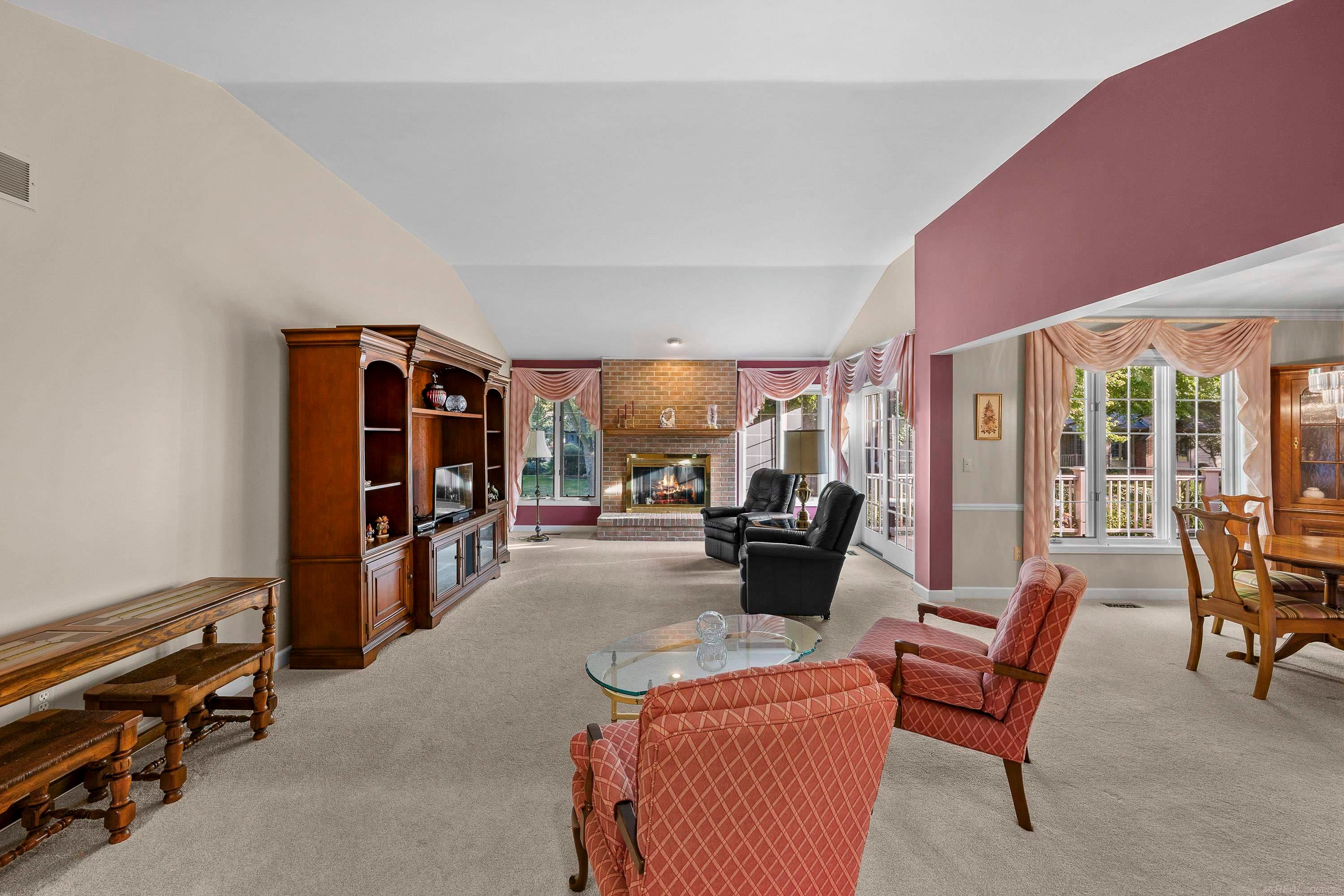 Rochester Hills, Michigan, 48307, United States, 2 Bedrooms Bedrooms, ,4 BathroomsBathrooms,Residential,For Sale,1979749