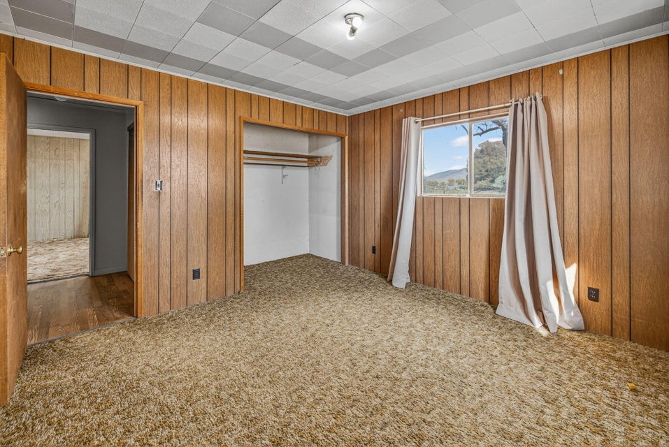 Prineville, Oregon, 97754, United States, 3 Bedrooms Bedrooms, ,1 BathroomBathrooms,Residential,For Sale,1971194