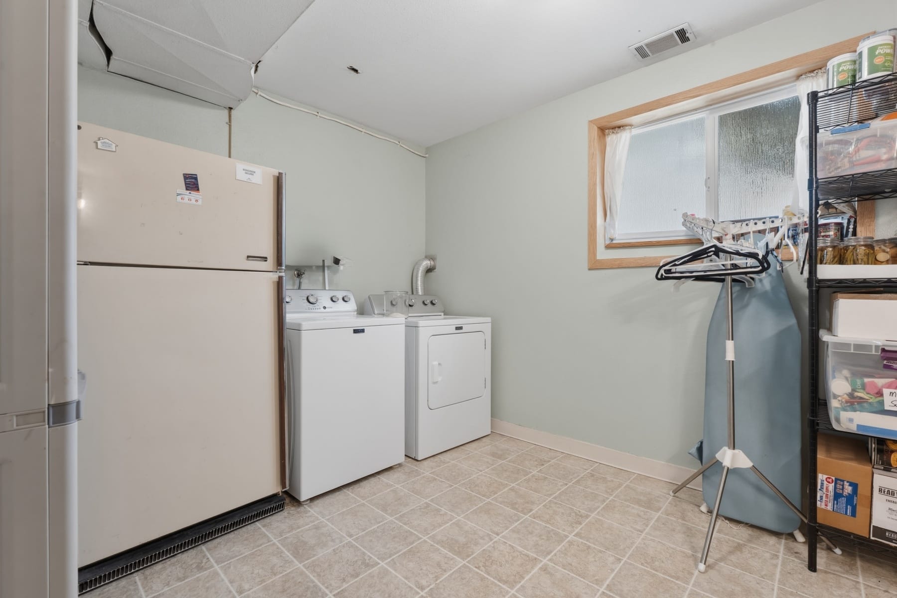  3343 SE DESWELL ST Milwaukie, OR 97267 - 物件實景