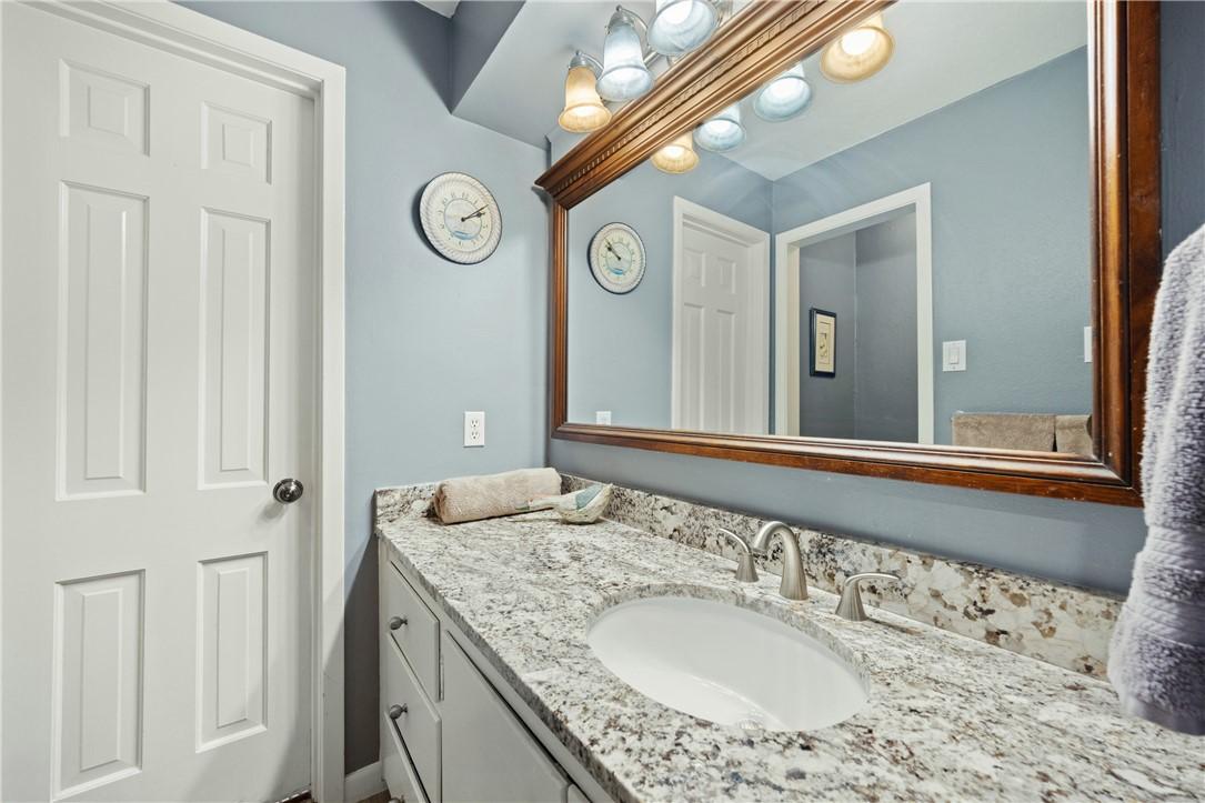 Rockport, Texas, 78382, United States, 4 Bedrooms Bedrooms, ,3 BathroomsBathrooms,Residential,For Sale,1691241