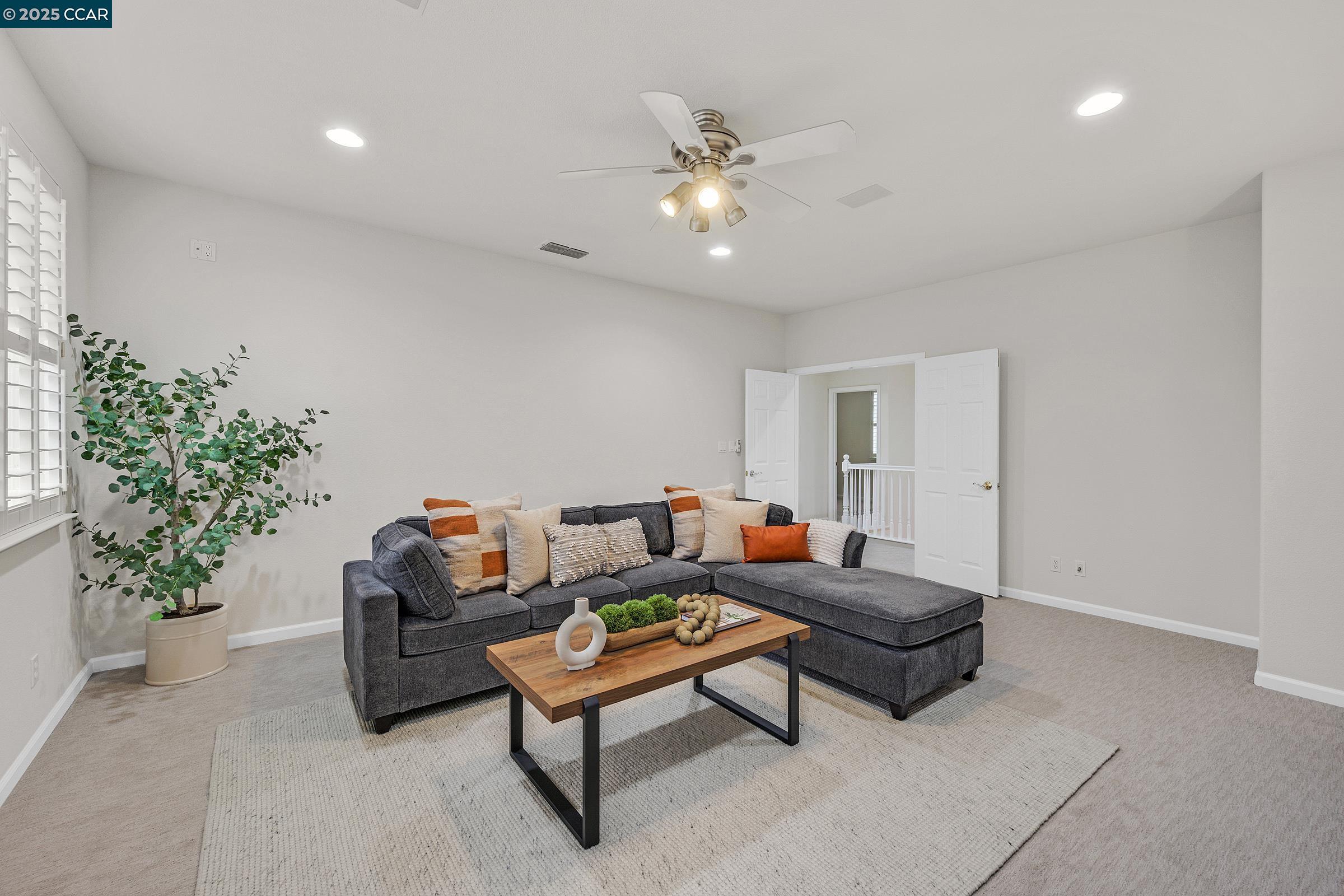 Danville, California, 94506, United States, 5 Bedrooms Bedrooms, ,2 BathroomsBathrooms,Residential,For Sale,1987556