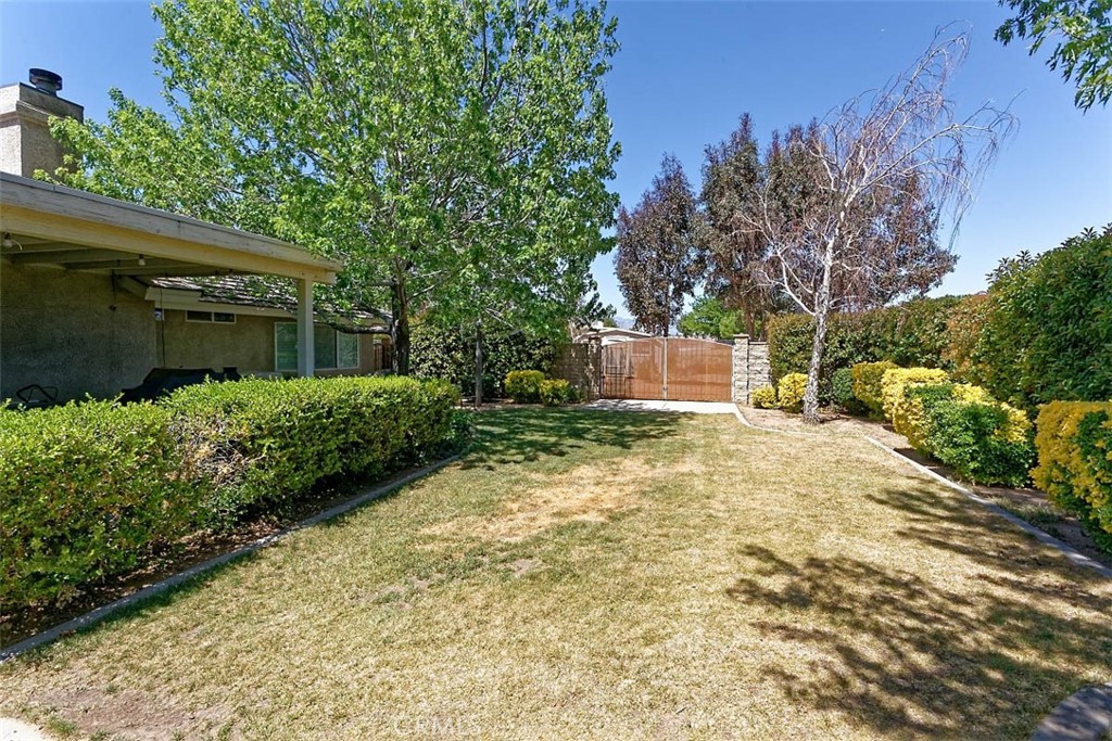Oak Hills, California, 92344, United States, 4 Bedrooms Bedrooms, ,3 BathroomsBathrooms,Residential,For Sale,1942623