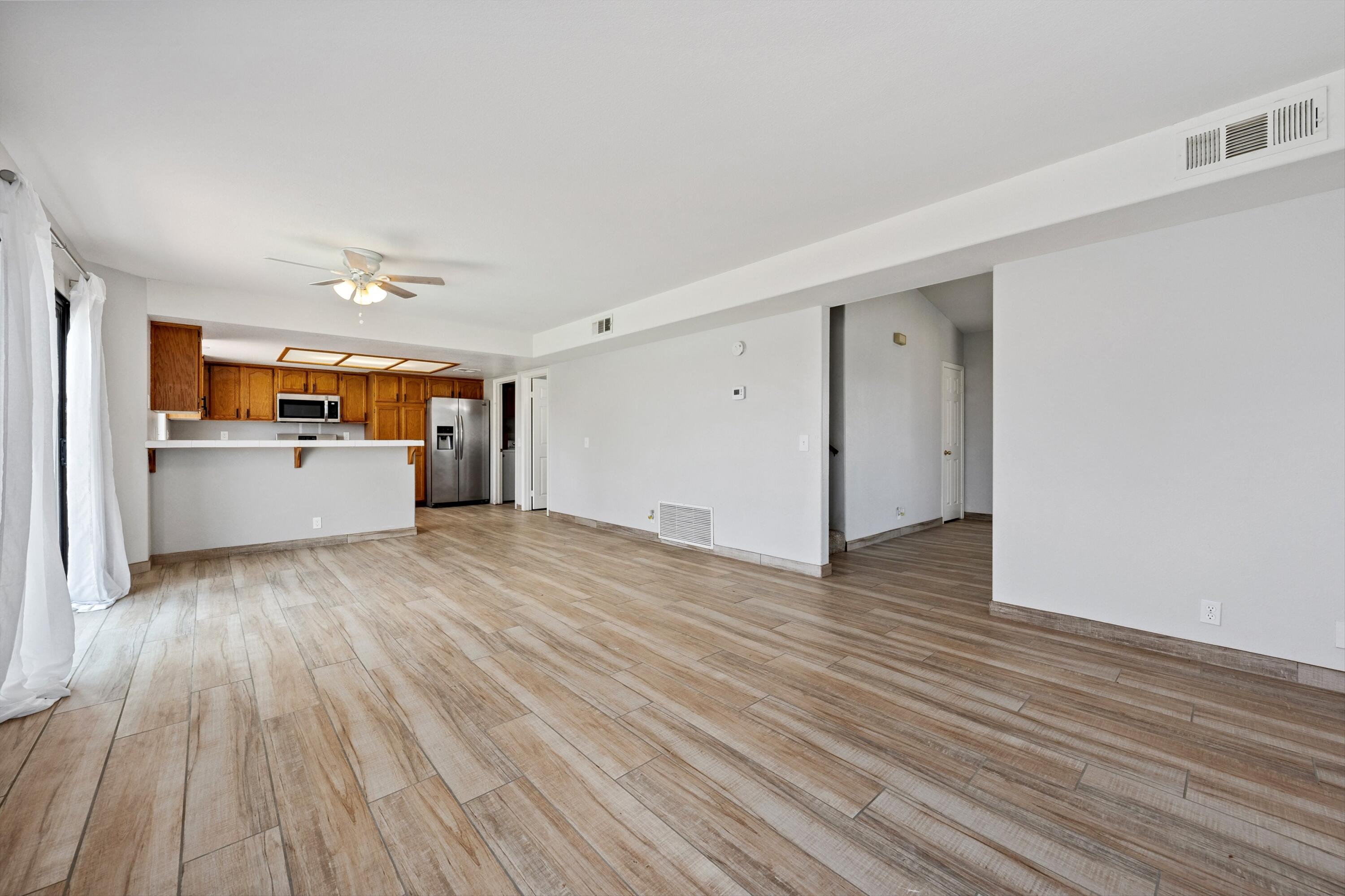 Indio, California, 92201, United States, 3 Bedrooms Bedrooms, ,2 BathroomsBathrooms,Residential,For Sale,1891507