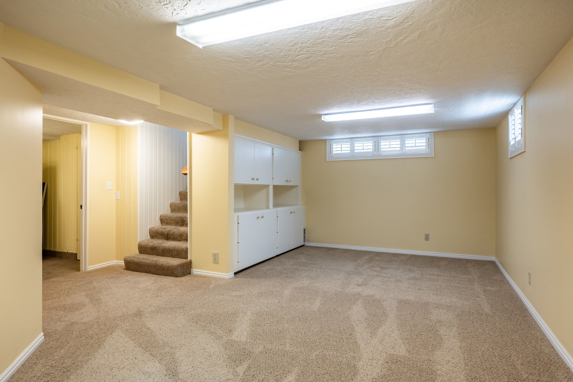  Exceptional Country Club Two-Story - 物件實景