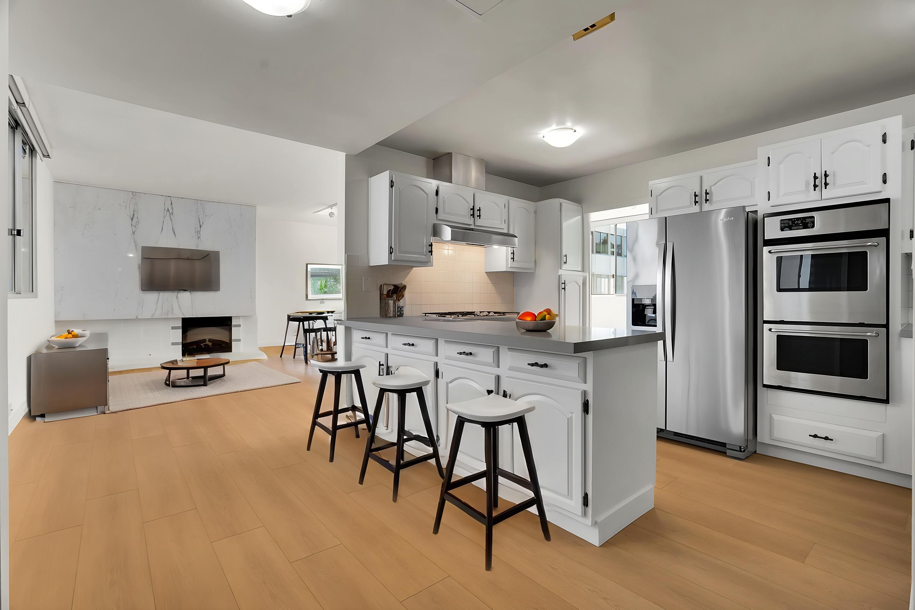  17352 W Sunset Blvd - 物件實景