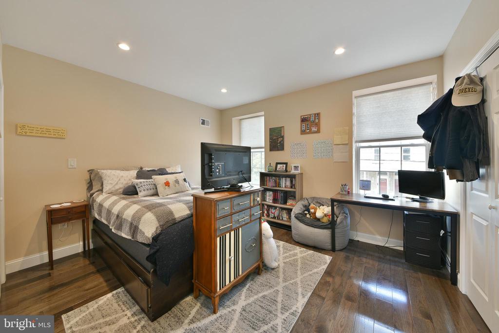 Philadelphia, Pennsylvania, 19104, United States, 3 Bedrooms Bedrooms, ,4 BathroomsBathrooms,Residential,For Sale,1905918