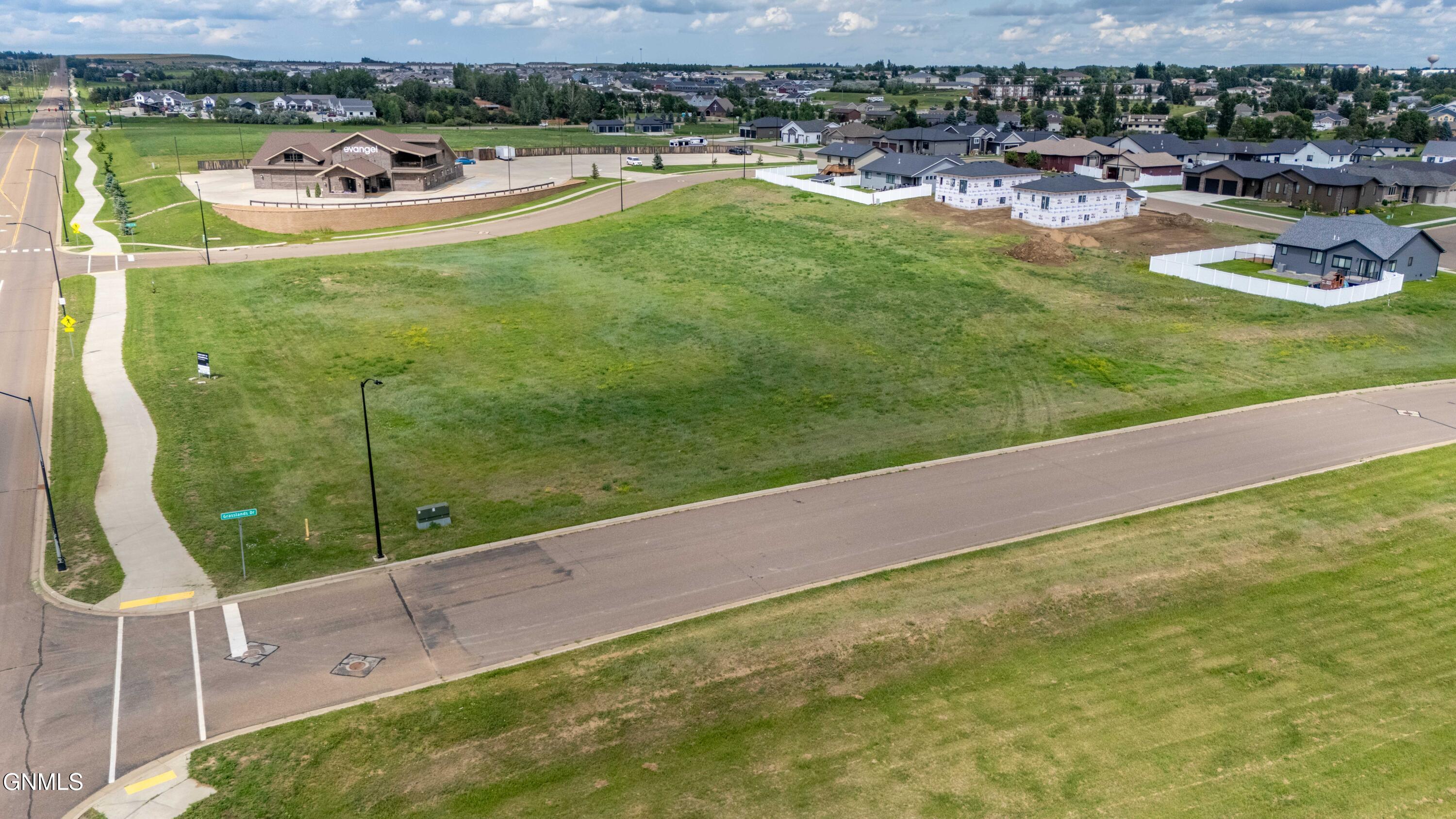 Dickinson, North Dakota, 58601, United States, ,Land,For Sale,1981177