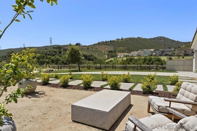 Escondido, California, 92029, United States, 5 Bedrooms Bedrooms, ,5 BathroomsBathrooms,Residential,For Sale,2029971
