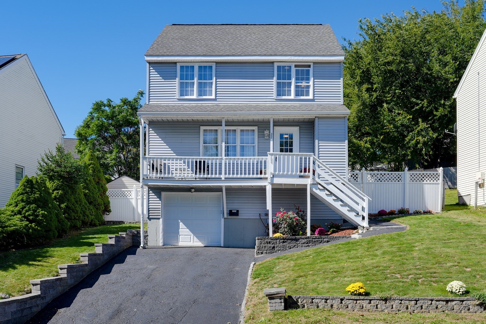 Byron St, Worcester, MA 01605