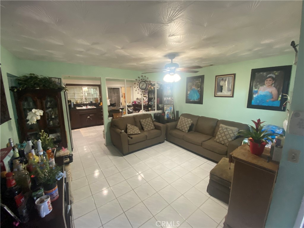 2171 Pomona Avenue, Costa Mesa, California, 92627, United States, ,Residential,For Sale,2171 Pomona Avenue,1422738