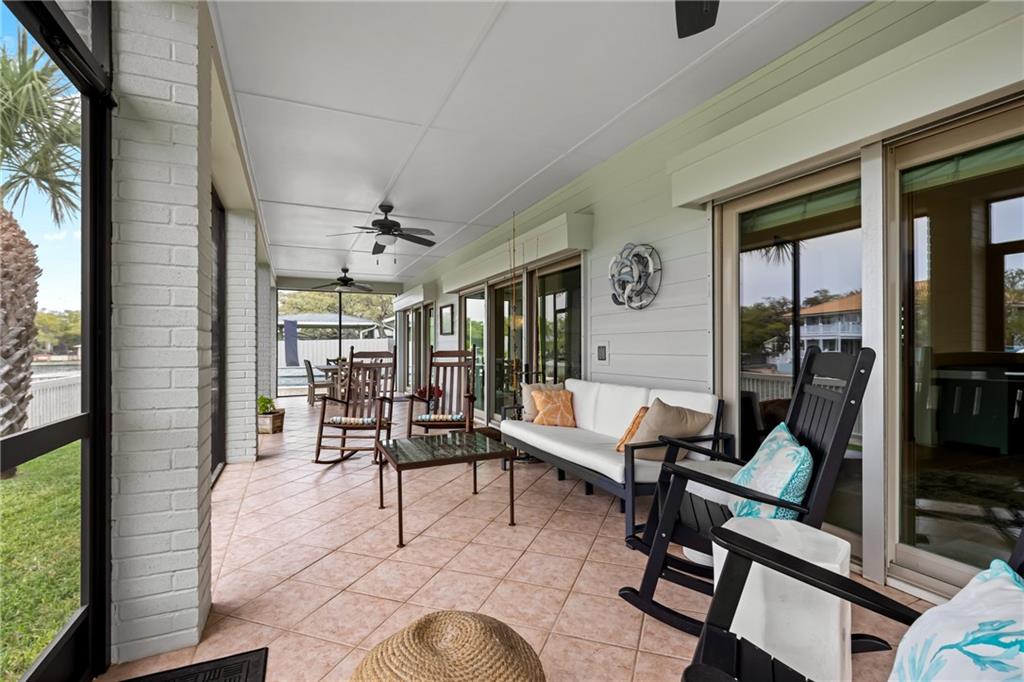 Rockport, Texas, 78382, United States, 3 Bedrooms Bedrooms, ,4 BathroomsBathrooms,Residential,For Sale,1892690