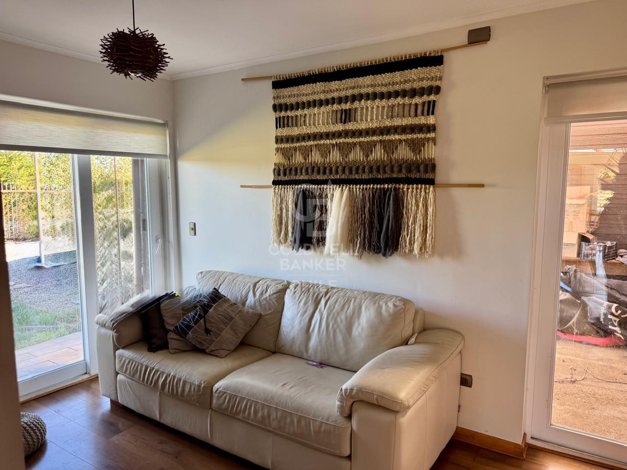 Puerto Varas, Chile, 4 Bedrooms Bedrooms, ,3 BathroomsBathrooms,Residential,For Sale,1985032