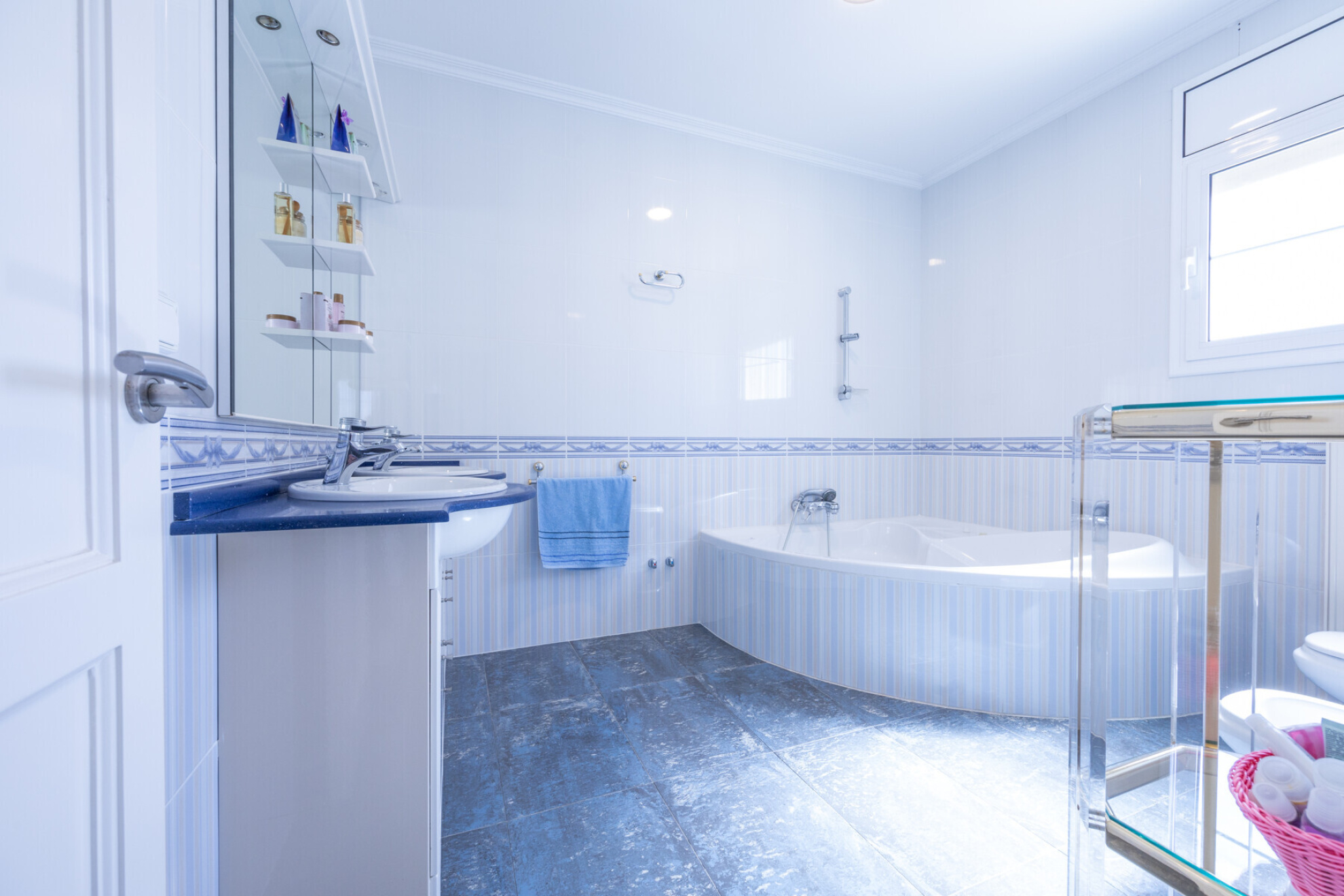  Modern Villa in Empuriabrava with a Garden and Private Pool - 物件實景