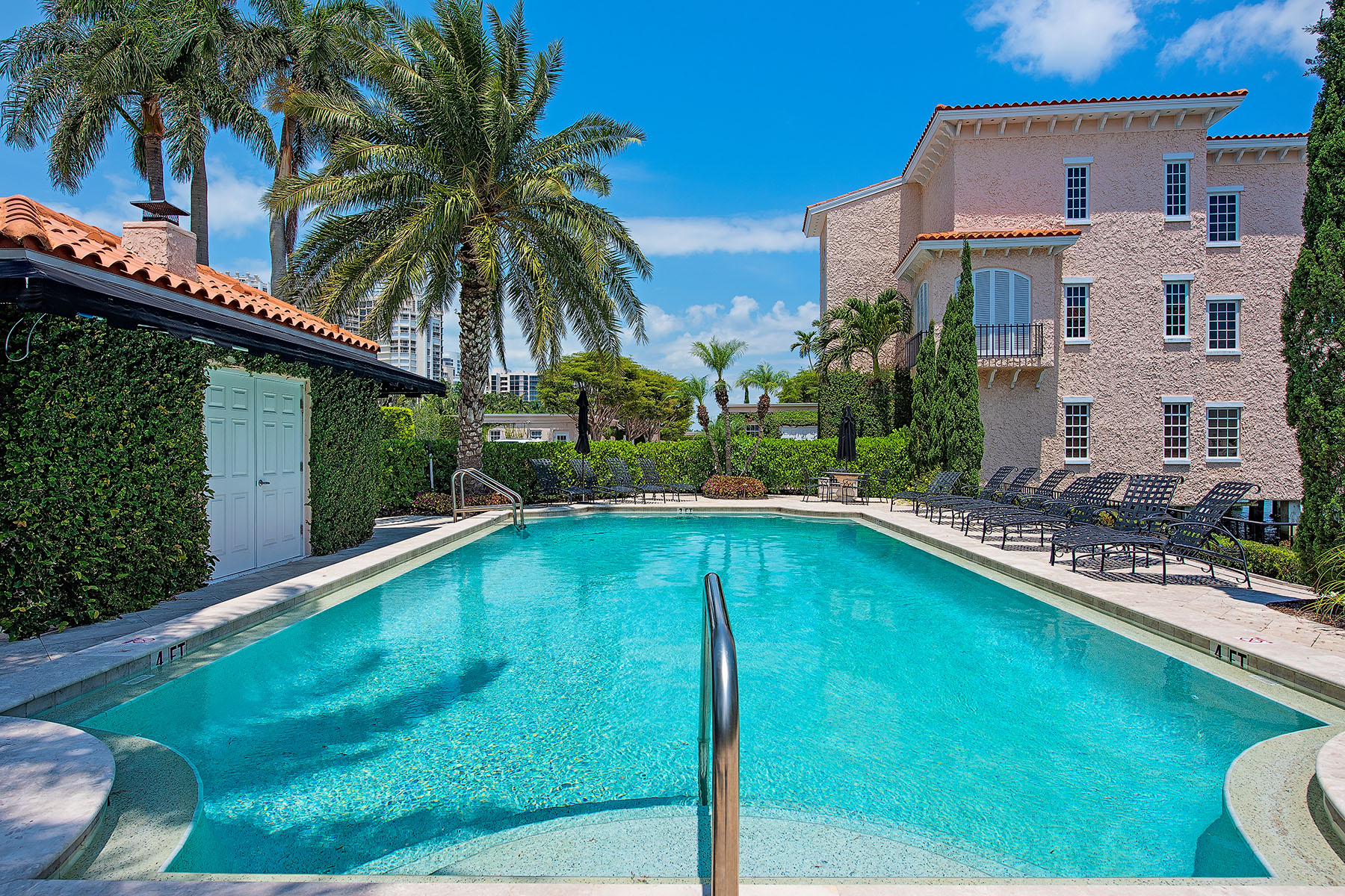  PARK SHORE - VENETIAN VILLAS - 物件實景